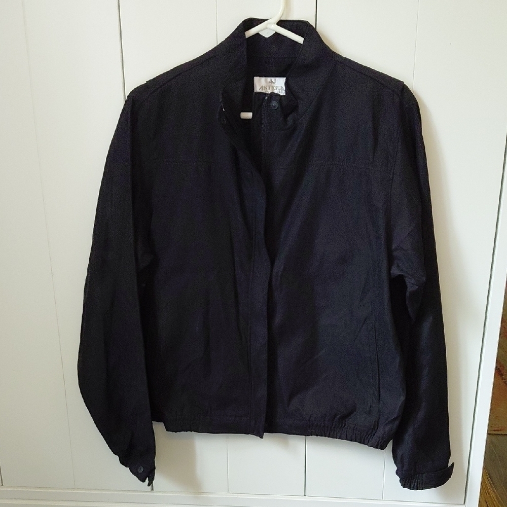 Antigua Women's Black Outerwear